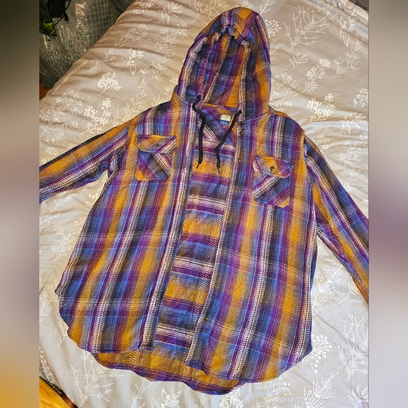 Kavu Jess Hooded Flannel Jacket - Picture 6 of 6